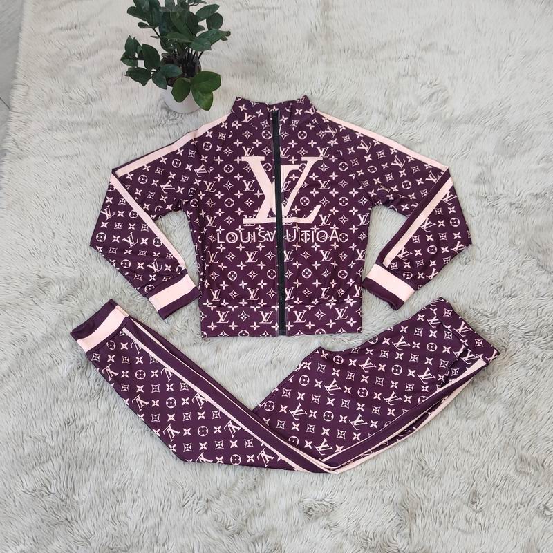 Louis Vuitton Tracksuit Wmns ID:20261003-114